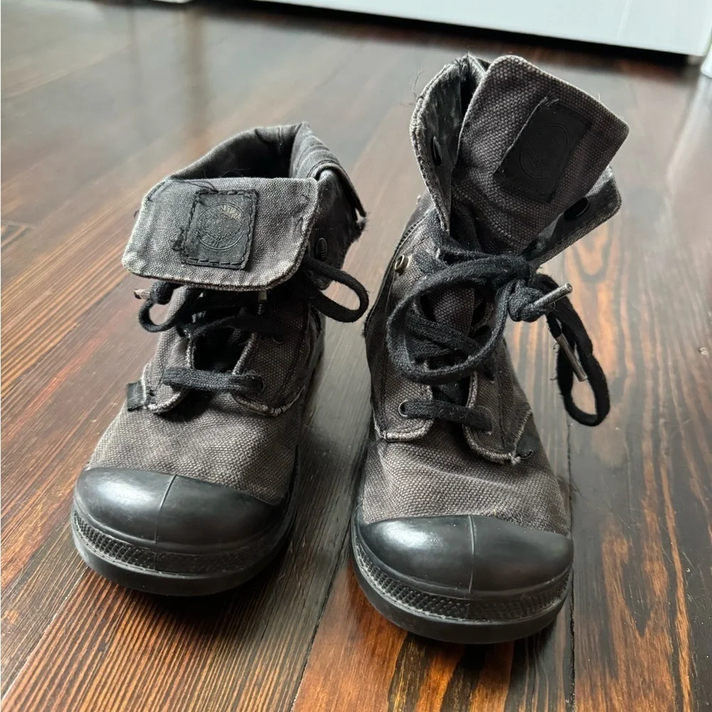 Palladium Baggy Canvas Boot